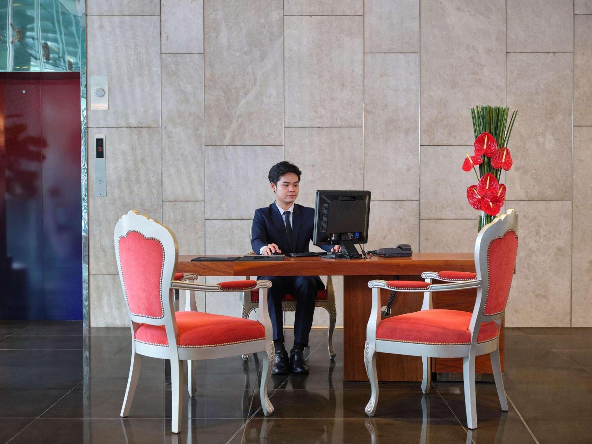 Hotel Pullman Saigon Centre Ciudad Ho Chi Minh  Exterior foto